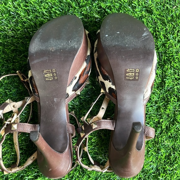 JORGE ALEX Leopard Print Gold Studded Calf Hair Heels size 38 EU/ US 7.5 women - Picture 8 of 12